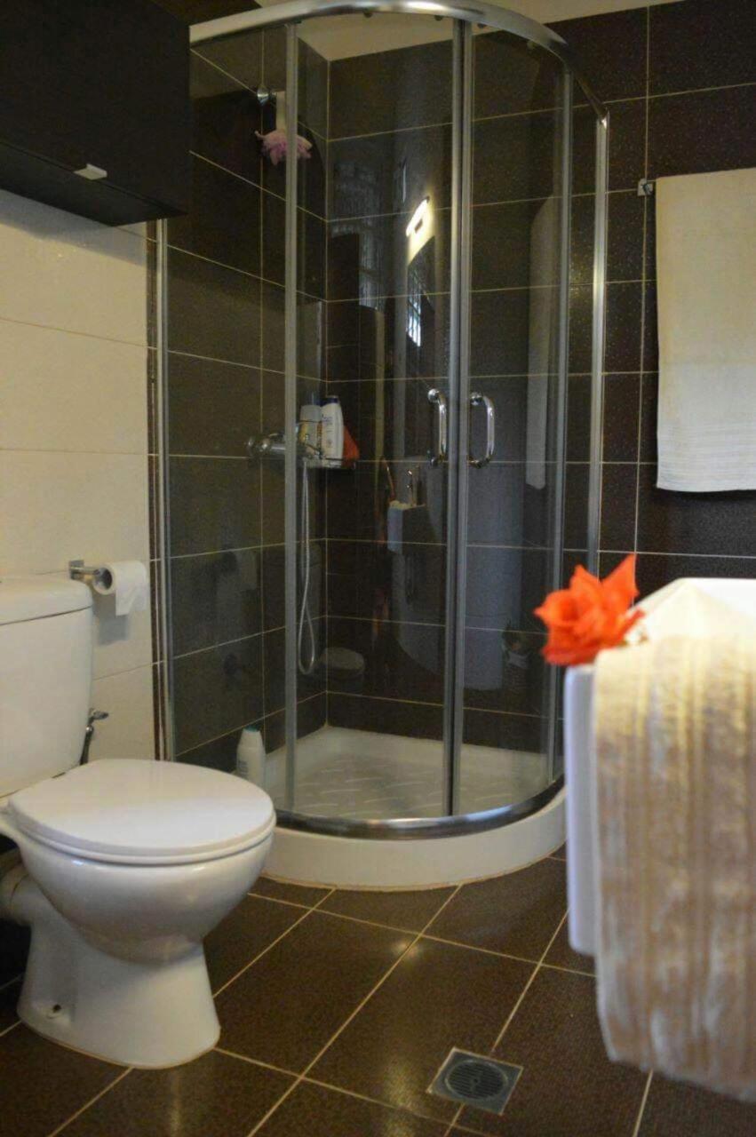 Sunny Garden Apartamento Platariá Exterior foto