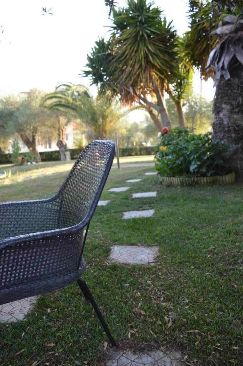Sunny Garden Apartamento Platariá Exterior foto